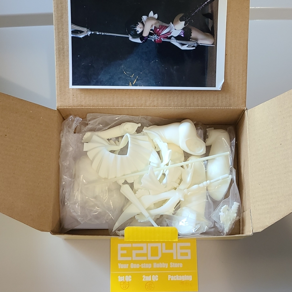 Sailor Moon Sailor Saturn E2046 garage kit - un-assembled